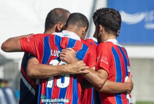 O Felgueiras conquistou uma vitória justa e dominante sobre o Feirense por 2 a 0, em partida válida pela Liga Portugal 2.