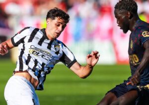 O União de Leiria buscou um empate em 1 a 1 com o Portimonense nos minutos finais, em um jogo movimentado pela Liga Portugal 2.