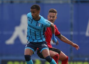 Em um resultado que não reflete o volume de jogo, mas premeia a eficácia, o Penafiel venceu o Vizela por 3 a 1