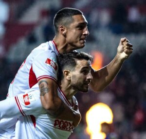 O União de Leiria conquistou uma vitória importante nos minutos finais contra o Desportivo de Chaves, por 2 a 1