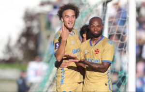 O Belenenses confirmou sua força na liderança do Grupo B da Liga 3 ao vencer o Lusitano de Évora por 1 a 0, fora de casa, em partida válida pela 12ª rodada.