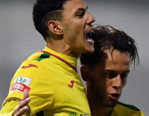 A partida marcou o regresso dos 