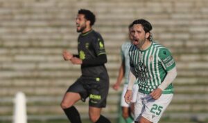 O Lusitano de Évora bateu o Sporting de Covilhã por 2 a 1, de virada, em partida realizada no Campo Estrela, válida pela 15ª rodada da Liga 3.