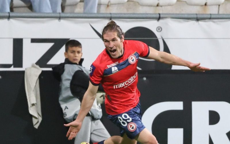 O Trofense derrotou o Varzim por 1 a 0 na tarde deste sábado, com um gol isolado de Nuninho no primeiro tempo.