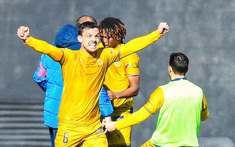 Em um final de partida emocionante, o Felgueiras venceu o União de Leiria por 3 a 2, de virada, no Estádio Dr. Magalhães Pessoa, em jogo válido pela 14ª rodada da Liga Portugal 2.