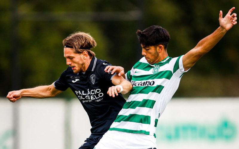 O Académico de Viseu venceu o Sporting B por 2 a 1, de virada, em partida realizada no Estádio Aurélio Pereira, válida pela 17ª rodada da Liga Portugal 2.