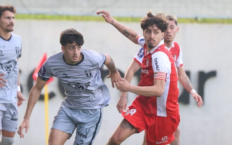 O Braga B venceu o Marco 09 por 2 a 1, em partida realizada no Estádio Amélia Morais, válida pela 15ª rodada da Liga 3.