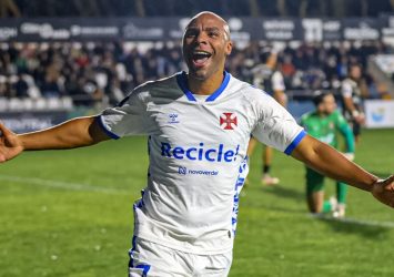 Belenenses vence Caldas e dispara na liderança da Série B da Liga 3